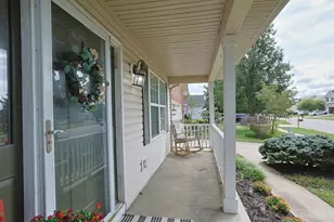 1147 Stableview Cir, Hamilton Township, OH 45039 - Photo 4