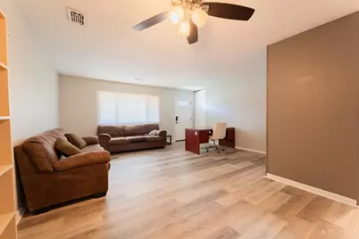 12180 Chesterdale Road, Sharonville, OH 45246 - Photo 2