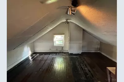 279 Helen Street, Cincinnati, OH 45219 - Photo 22