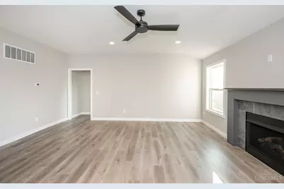 1319 Peregrine Way, Hamilton, OH 45013 - Photo 18