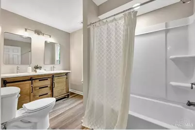 2244 West Elkton Rd, Hamilton, OH 45013 - Photo 12
