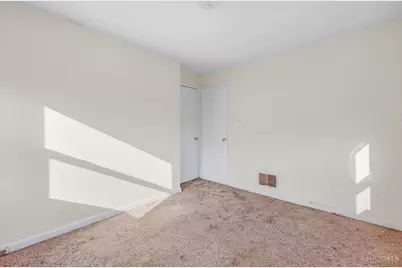 5601 Lester Road, Cincinnati, OH 45213 - Photo 10