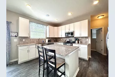 1021 Golden Oak Drive, Hamilton, OH 45013 - Photo 12