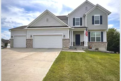 1021 Golden Oak Drive, Hamilton, OH 45013 - Photo 1