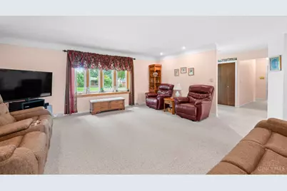 6166 Ramblingridge Drive, Green Township, OH 45247 - Photo 4