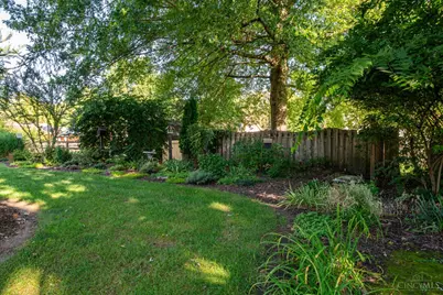 8972 Deep Forest Lane, Washington Twp, OH 45458 - Photo 32