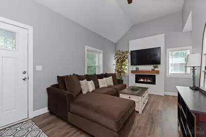 239 W Glen Avenue, Batavia, OH 45103 - Photo 6