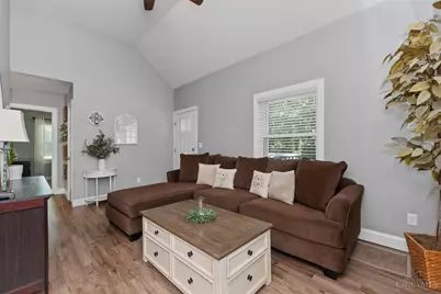 239 W Glen Avenue, Batavia, OH 45103 - Photo 8