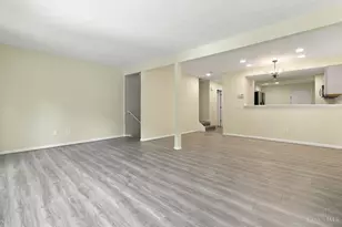 7576 Lake Pointe, Hamilton Township, OH 45039 - Photo 14