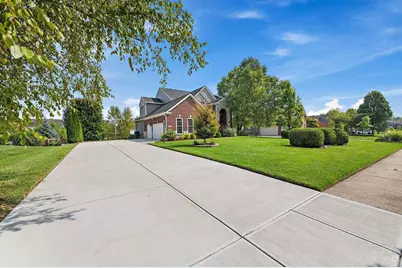 5552 Schlade Court, Liberty Township, OH 45044 - Photo 4
