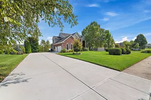 5552 Schlade Ct, Liberty Township, OH 45044 - Photo 4