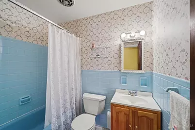 9811 Lorelei Drive, Springfield Township, OH 45231 - Photo 12