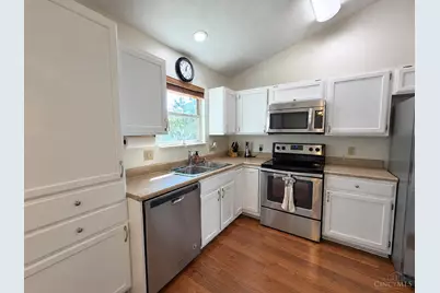 11126 Wood Avenue, Blue Ash, OH 45242 - Photo 14