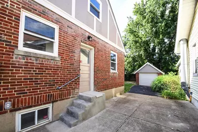 6828 Buckingham Place, Columbia Township, OH 45227 - Photo 22