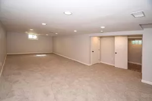 6828 Buckingham Pl, Columbia Township, OH 45227 - Photo 18