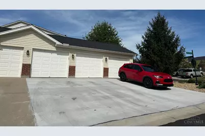 3510 Chestnut Park Lane, Miami Township, OH 45002 - Photo 2