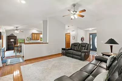 6429 Patricia Boulevard, Goshen, OH 45122 - Photo 4