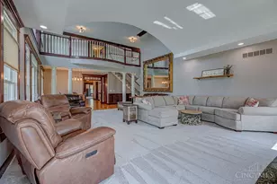 4962 Thomas Rd, Wayne Township, OH 45067 - Photo 4