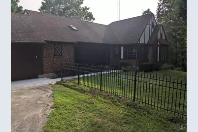 921 Katys Lane, Chester Township, OH 45177 - Photo 2