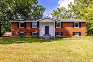 5741 Nickview Dr, Green Township, OH 45247 - Photo 1