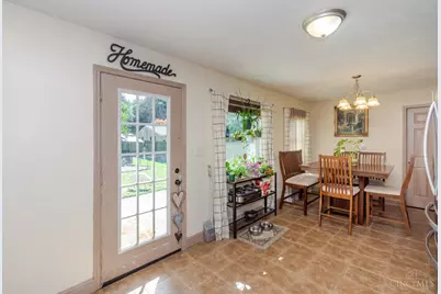 446 Woodside Drive, Twin Township, OH 45381 - Photo 12
