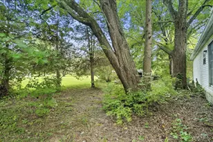 1921 Amiott Ln, Sterling Township, OH 45154 - Photo 36