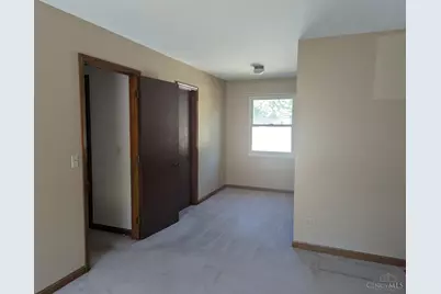 1424 Finch Lane, Miami Township, OH 45150 - Photo 8