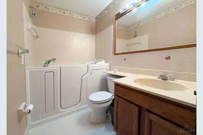 1424 Finch Lane, Miami Township, OH 45150 - Photo 54