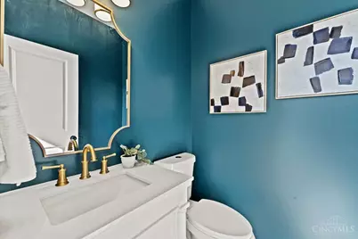 1570 St Leger Place, Cincinnati, OH 45207 - Photo 24