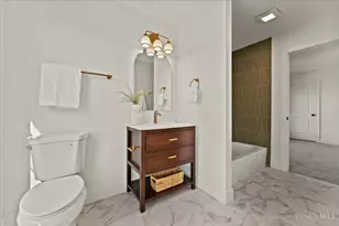 1570 St Leger Pl, Cincinnati, OH 45207 - Photo 38