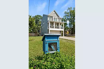 1570 St Leger Place, Cincinnati, OH 45207 - Photo 2