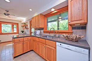 277 Compton Rd, Wyoming, OH 45215 - Photo 20