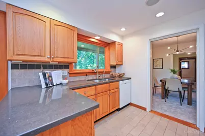 277 Compton Road, Wyoming, OH 45215 - Photo 22
