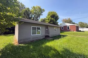 4412 Engleka Ct, Trotwood, OH 45417 - Photo 4