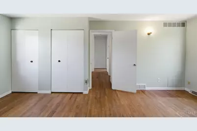 6847 Esther Lane, Cincinnati, OH 45243 - Photo 12