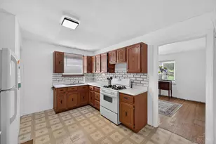 204 E Mechanic St, Reading, OH 45215 - Photo 10