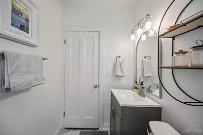 6423 Kennedy Avenue #1, Cincinnati, OH 45213 - Photo 8