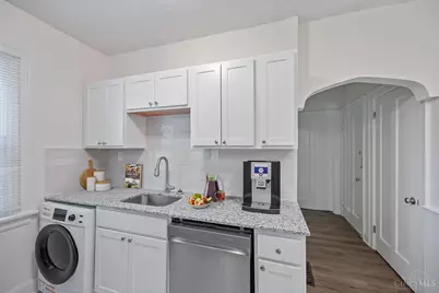 6423 Kennedy Avenue #1, Cincinnati, OH 45213 - Photo 4