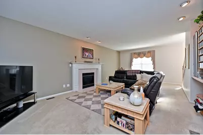 8575 Charleston Valley Drive, Deerfield Township, OH 45040 - Photo 10