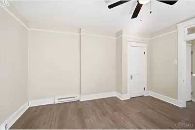 2156 W Clifton Avenue, Cincinnati, OH 45219 - Photo 10