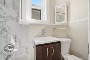 2156 W Clifton Ave, Cincinnati, OH 45219 - Photo 16