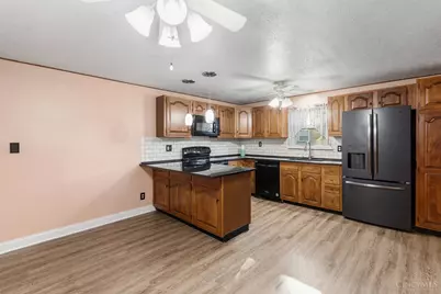 301 Don Lane, Delhi Township, OH 45238 - Photo 4