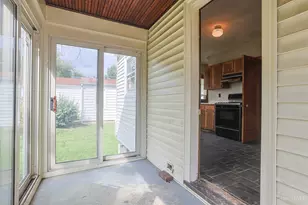 7611 Seward Ave, Cincinnati, OH 45231 - Photo 22