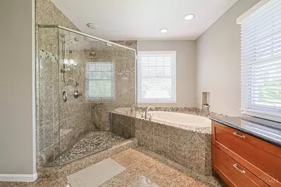 104 Hetherington Lane, Glendale, OH 45246 - Photo 28