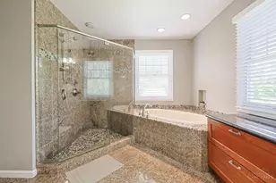 104 Hetherington Ln, Glendale, OH 45246 - Photo 28