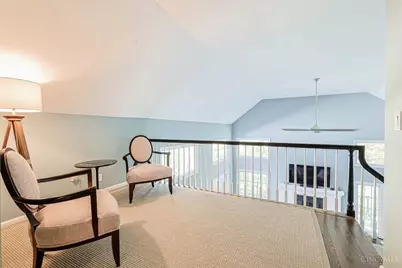 104 Hetherington Lane, Glendale, OH 45246 - Photo 38