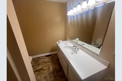 815 Kathryn Place, Wilmington, OH 45177 - Photo 6
