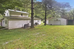 1205 Cassel Run Rd, Blue Creek, OH 45616 - Photo 6
