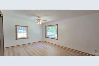 1542 Reeder Road, Vernon Township, OH 45107 - Photo 14