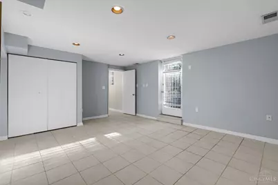 561 Milton Street #O, Cincinnati, OH 45202 - Photo 42
